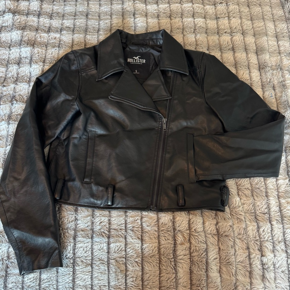 Hollister Women's Sleek Black Faux Leather Jacket
